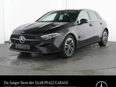 Gebraucht Mercedes A200 Progressive 163 PS (119 kW) 2025 Lack kosmosschwarz Limousine