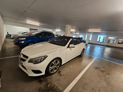 Second-hand Mercedes E200