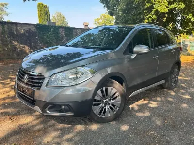 Gebraucht Suzuki SX4 Comfort+ 120 PS (88 kW) 2015 Silber Limousine