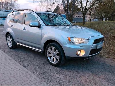 Gebraucht Mitsubishi Outlander 177 PS (130 kW) 2010 Grau SUV