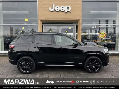 Gebraucht Jeep Compass Altitude 131 PS (96 kW) 2023 Schwarz SUV