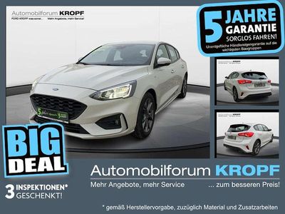 Gebraucht Ford Focus ST-Line 125 PS (91 kW) 2021 Weiß Limousine