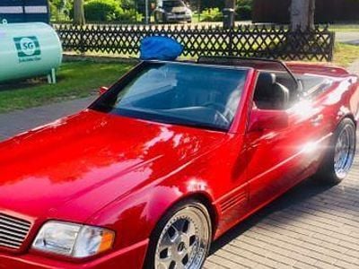 Second-hand Mercedes SL500 326 CP (239 kW) 1991 Negru Cabrio