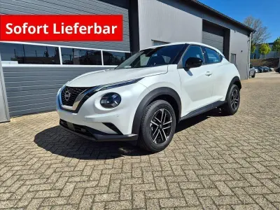 Neu Nissan Juke N-Connecta 114 PS (83 kW) 2026 Pearl white SUV