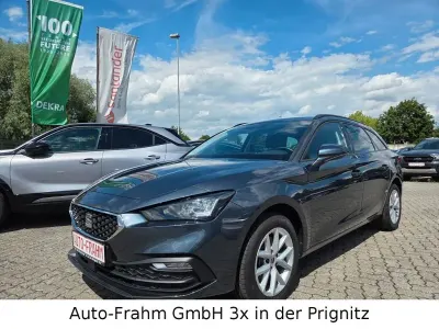 Gebraucht Seat Leon Style 150 PS (110 kW) 2023 Grau Limousine