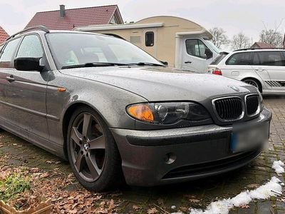 Gebraucht BMW 320 150 PS (110 kW) 2004 Blau Kombi