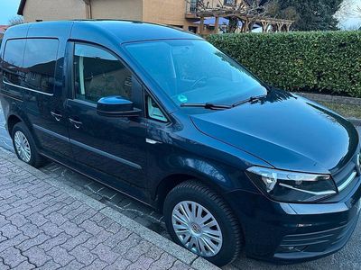 Gebraucht VW Caddy Trendline 102 PS (75 kW) 2016 Blau Van / Kleinbus