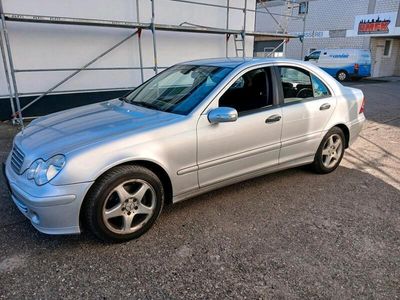 Mercedes C180