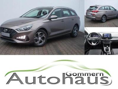 Braun Gebraucht 2024 Hyundai i30 Trend Kombi | 18.450 € (Guter Preis)
