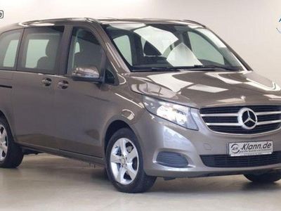 Mercedes V220