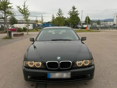 Gebraucht BMW 520 136 PS (100 kW) 2001 Grün Kombi
