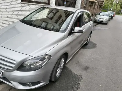Używany Mercedes B180