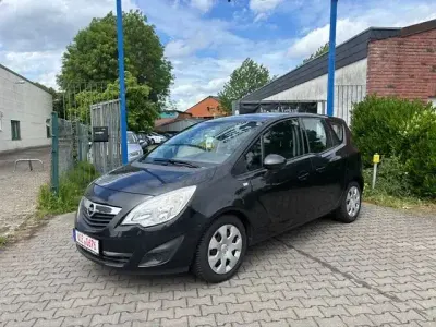 Gebraucht Opel Meriva Edition 110 PS (80 kW) 2013 Graphitschwarz/carbon flash/mi Van / Kleinbus
