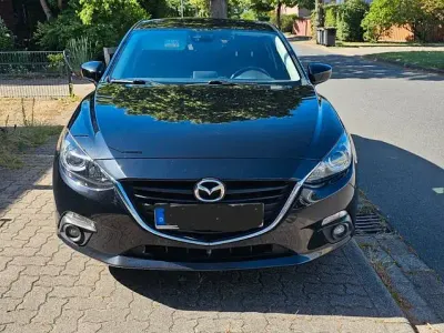 Gebraucht Mazda 3 Center-Line 105 PS (77 kW) 2016 Schwarz Limousine