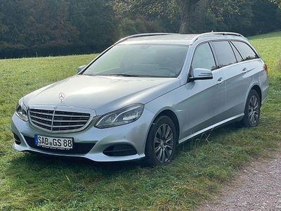 Mercedes E200