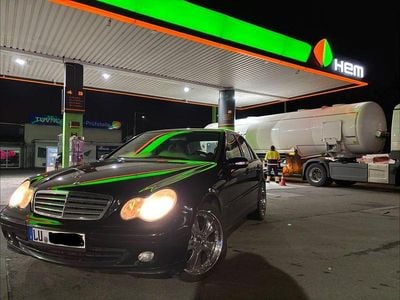 Gebraucht Mercedes C180 Classic 143 PS (105 kW) 2005 Schwarz Limousine
