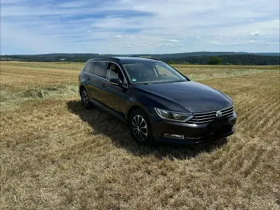 Gebraucht VW Passat Comfortline 150 PS (110 kW) 2017 Schwarz Kombi