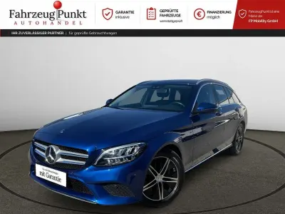 Gebraucht Mercedes C220 Avantgarde 194 PS (142 kW) 2020 Blau Kombi