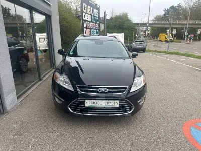 Gebraucht Ford Mondeo Titanium 163 PS (119 kW) 2015 Schwarz Kombi