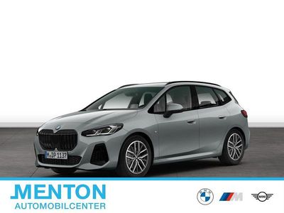 Grau Gebraucht 2025 BMW 220 Active Tourer M Sport Van / Kleinbus | 38.223 € (Fairer Preis)