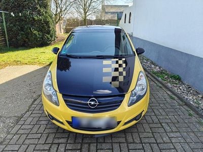 Begagnad Opel Corsa 101 HK (74 kW) 2010 Gul Halvkombi