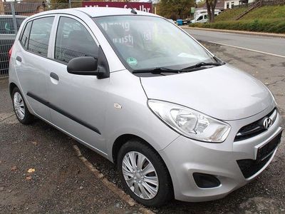 Silber Gebraucht 2012 Hyundai i10 Classic Kleinwagen | 3.999 € (Etwas zu teuer)