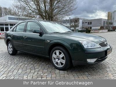 Gebraucht Ford Mondeo Ghia 125 PS (91 kW) 2004 Grün Limousine