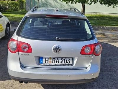 Usata VW Passat Comfortline 140 CV (102 kW) 2008 Argento Berlina