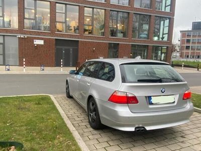 BMW 525