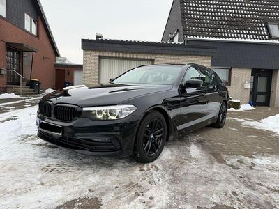 Schwarz Gebraucht 2018 BMW 530 Sport Line Kombi | 14.999 € (Guter Preis)