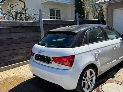 Usata Audi A1 Sportback Ambition 90 CV (66 kW) 2013 Nero Utilitaria