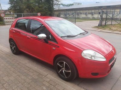 Gebraucht Fiat Grande Punto Racing 77 PS (56 kW) 2009 Rot Kleinwagen