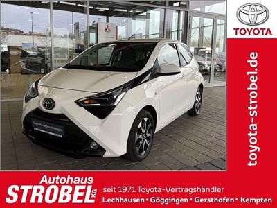 Gebraucht Toyota Aygo X-play 72 PS (52 kW) 2020 Pianosaweiß Kleinwagen