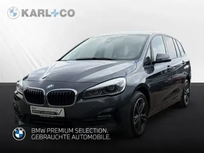 Gebraucht BMW 218 Gran Tourer Sport Line 150 PS (110 kW) 2022 Grau Van / Kleinbus