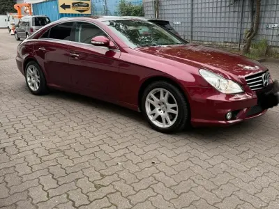 Gebraucht Mercedes CLS350 272 PS (200 kW) 2005 Rot Coupé