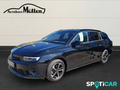 Gebraucht Opel Astra 131 PS (96 kW) 2025 Lackierung schwarz perla nera/ Kombi