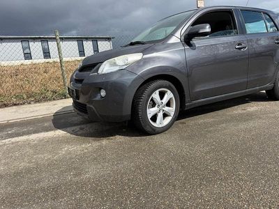 Gebraucht Toyota Urban Cruiser 100 PS (73 kW) 2009 Grau Kleinwagen