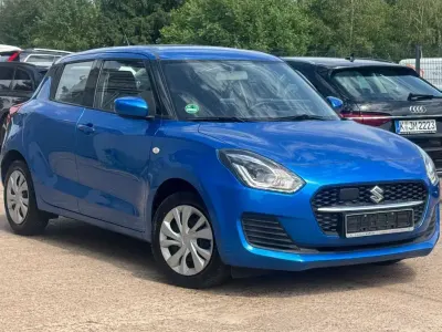Gebraucht Suzuki Swift Comfort 90 PS (66 kW) 2020 Blau Kleinwagen