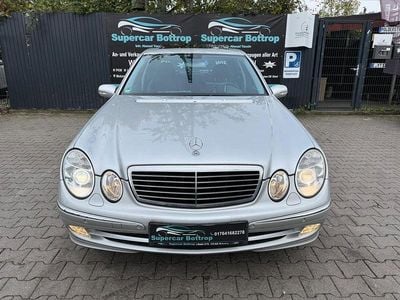 Gebraucht Mercedes E320 Avantgarde 224 PS (164 kW) 2002 Silber Limousine