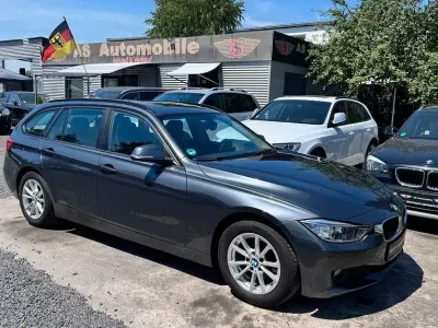 Gebraucht BMW 318 Sport Line 143 PS (105 kW) 2013 Grau Kombi