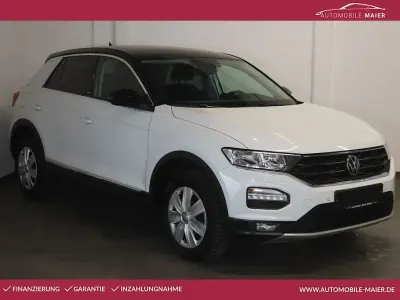 Käytetty VW T-Roc United 150 HP (110 kW) 2021 Valkoinen Katumaasturi