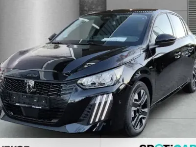 Neu Peugeot 208 Allure 101 PS (74 kW) 2025 Perla nera schwarz Kleinwagen