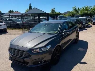 Gebraucht Ford Mondeo Trend 150 PS (110 kW) 2016 Grau Limousine