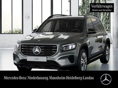 Gebraucht Mercedes GLB200 Progressive 163 PS (119 kW) 2025 Grau SUV