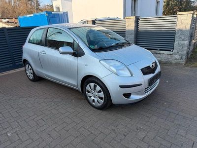 Gebraucht Toyota Yaris Sol 87 PS (63 kW) 2007 Silber Kleinwagen