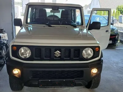 Gebraucht Suzuki Jimny Comfort 102 PS (75 kW) 2024 Weiß SUV