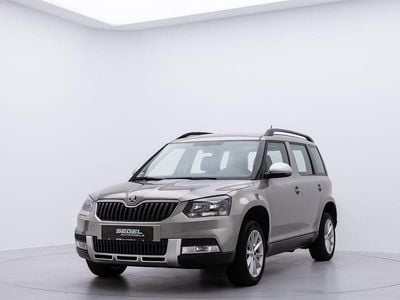 Gebraucht Skoda Yeti Ambition 150 PS (110 kW) 2015 Beige SUV