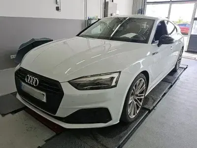 Gebraucht Audi A5 Sportback Advanced 163 PS (119 kW) 2022 Weiß Kleinwagen