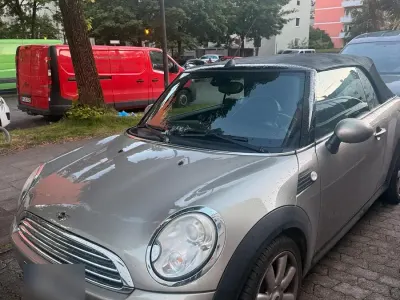 Brugt Mini Cooper Cabriolet 120 HK (88 kW) 2010 Andere farben Cabriolet