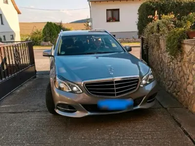 Gebraucht Mercedes E220 Elegance 170 PS (125 kW) 2014 Kombi